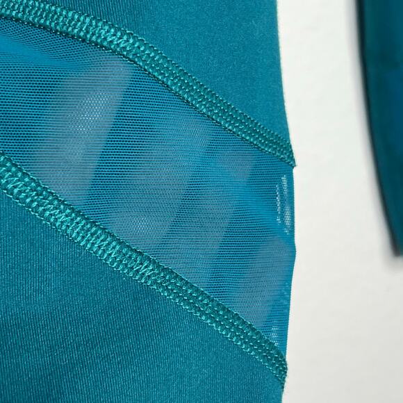 OLD NAVY Mid-Rise Elevate Side-Pocket Crop Leggings Mesh Trim Teal Size Large - Picture 8 of 13